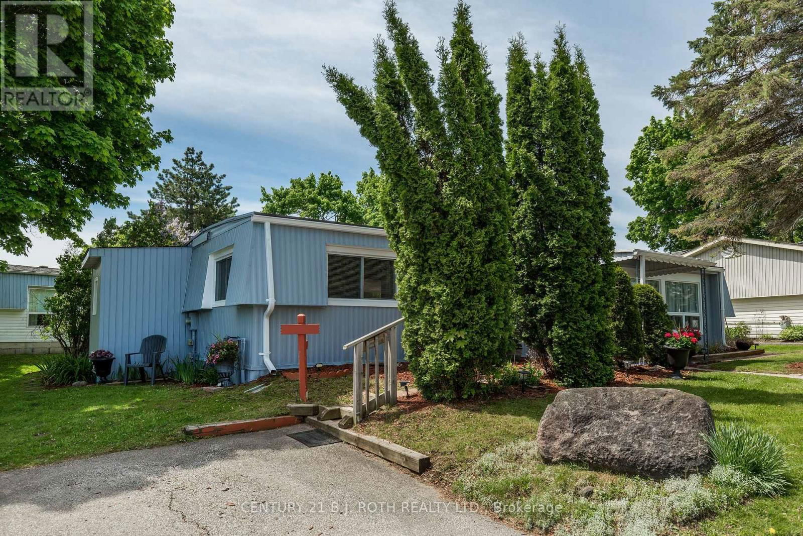 63 FLORA DRIVE Image 5