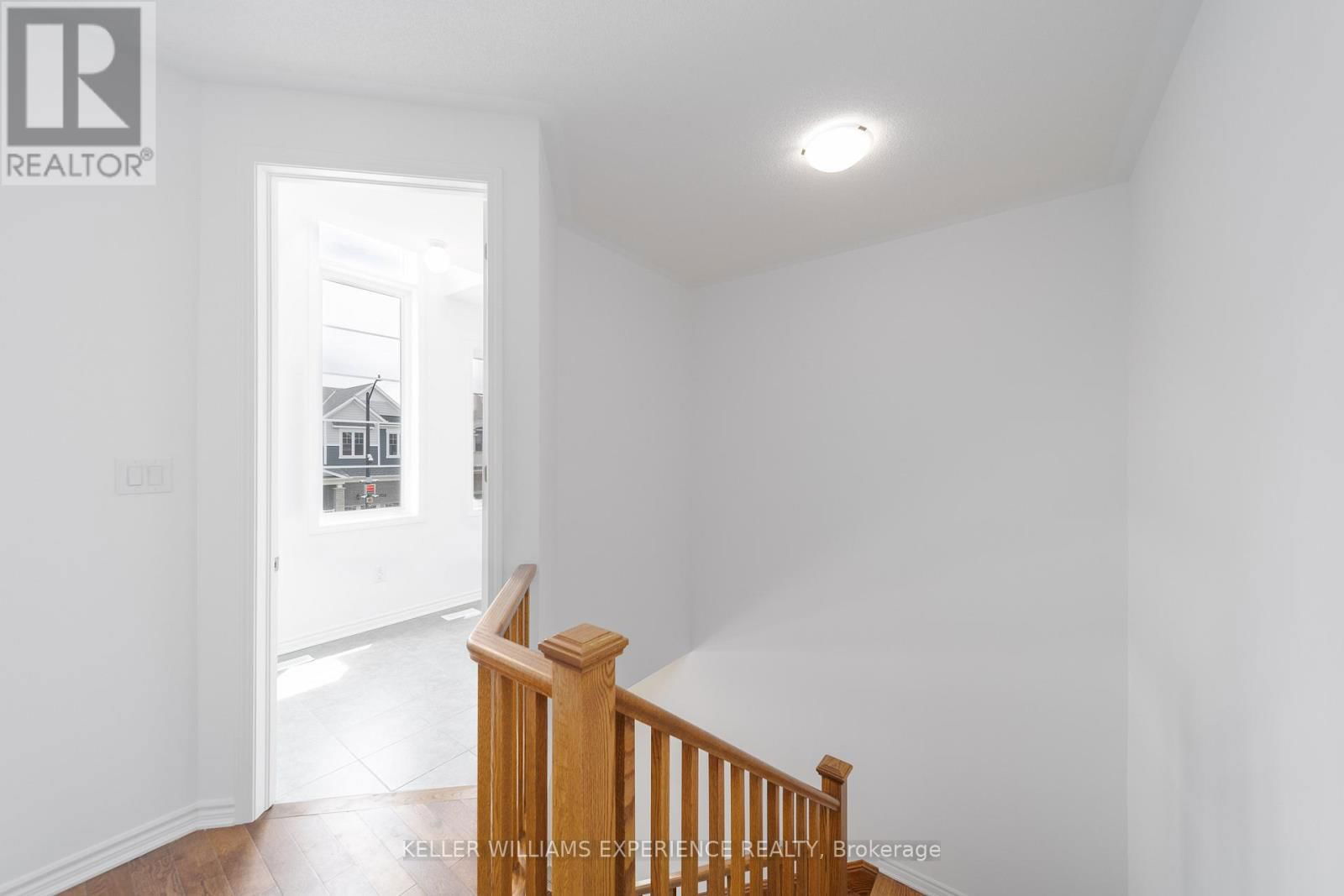 700 MIKA STREET Image 14