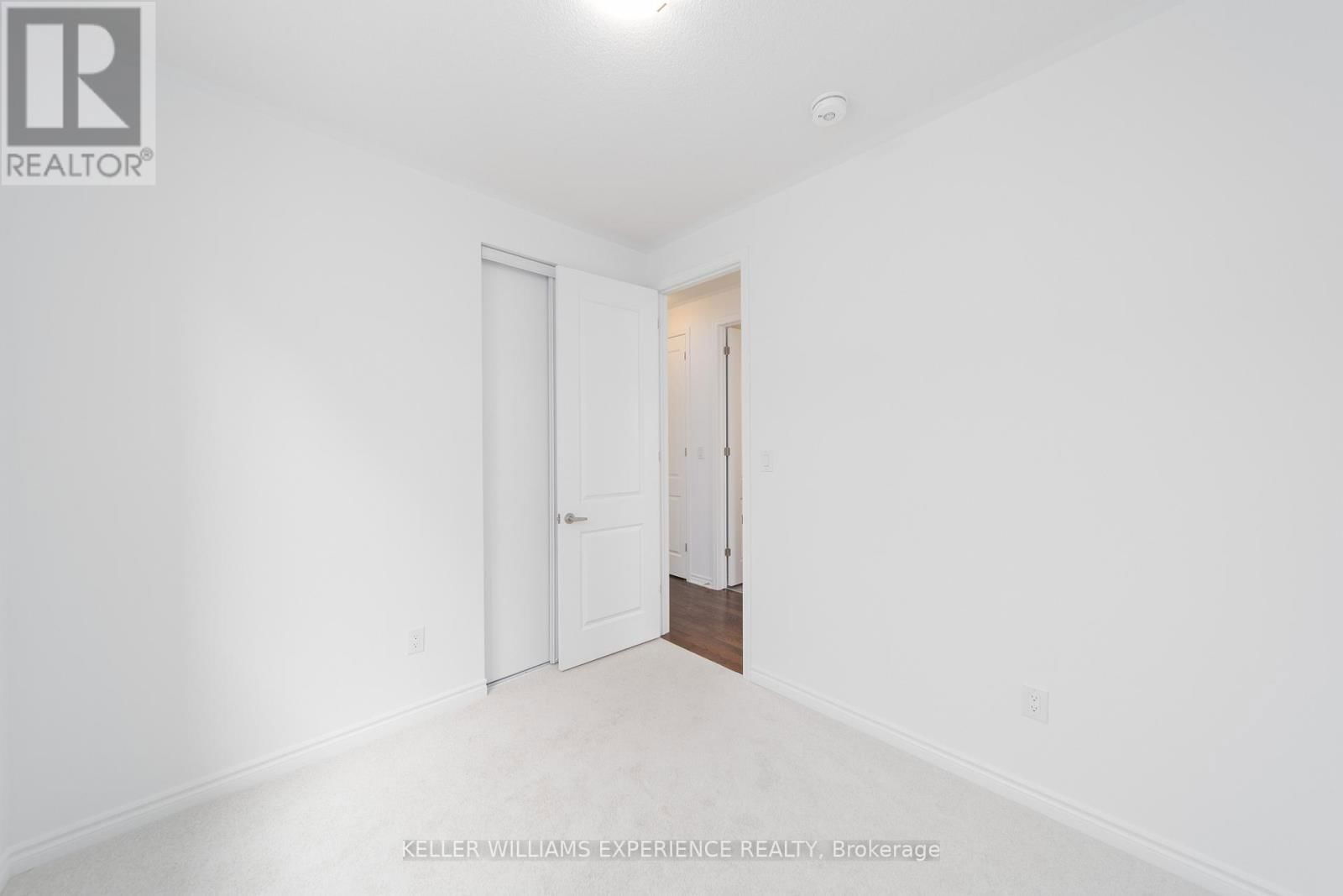 700 MIKA STREET Image 20