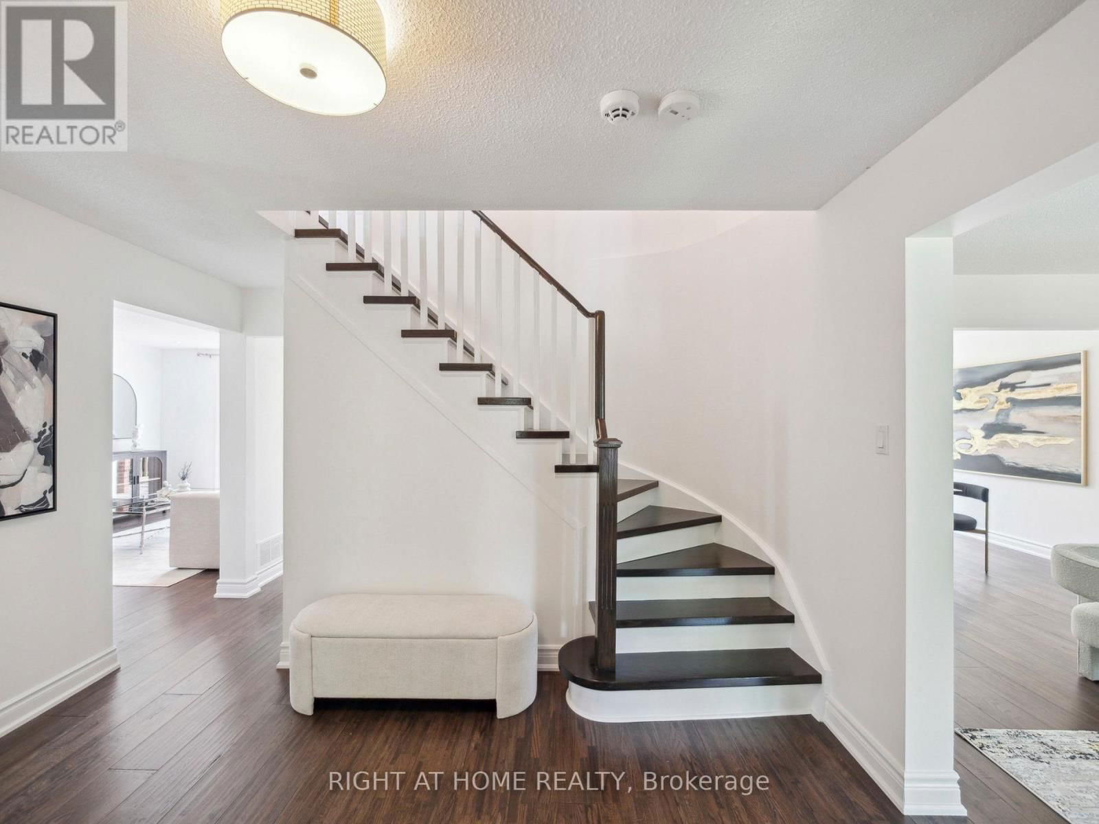 71 GOLF LINKS DRIVE Image 16