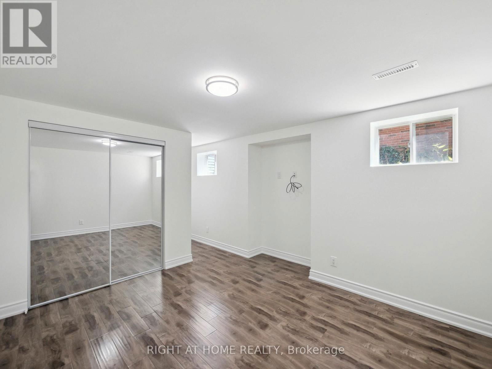 71 GOLF LINKS DRIVE Image 36