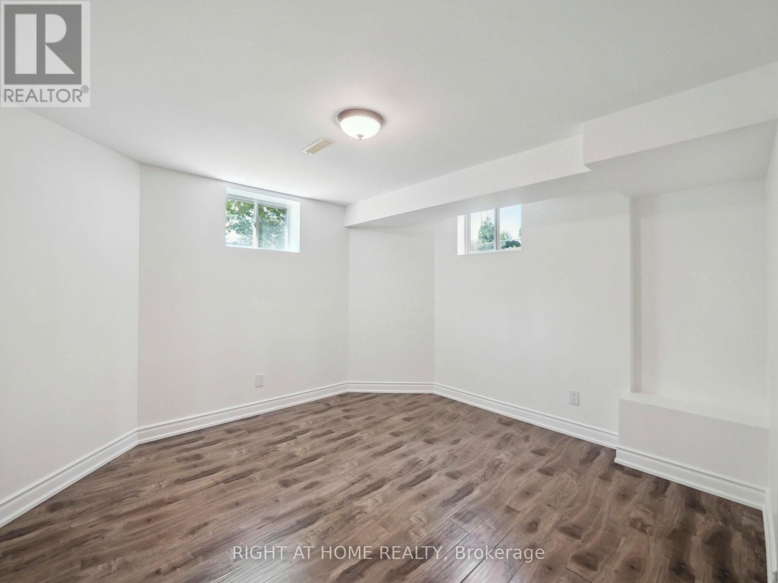71 GOLF LINKS DRIVE Image 37