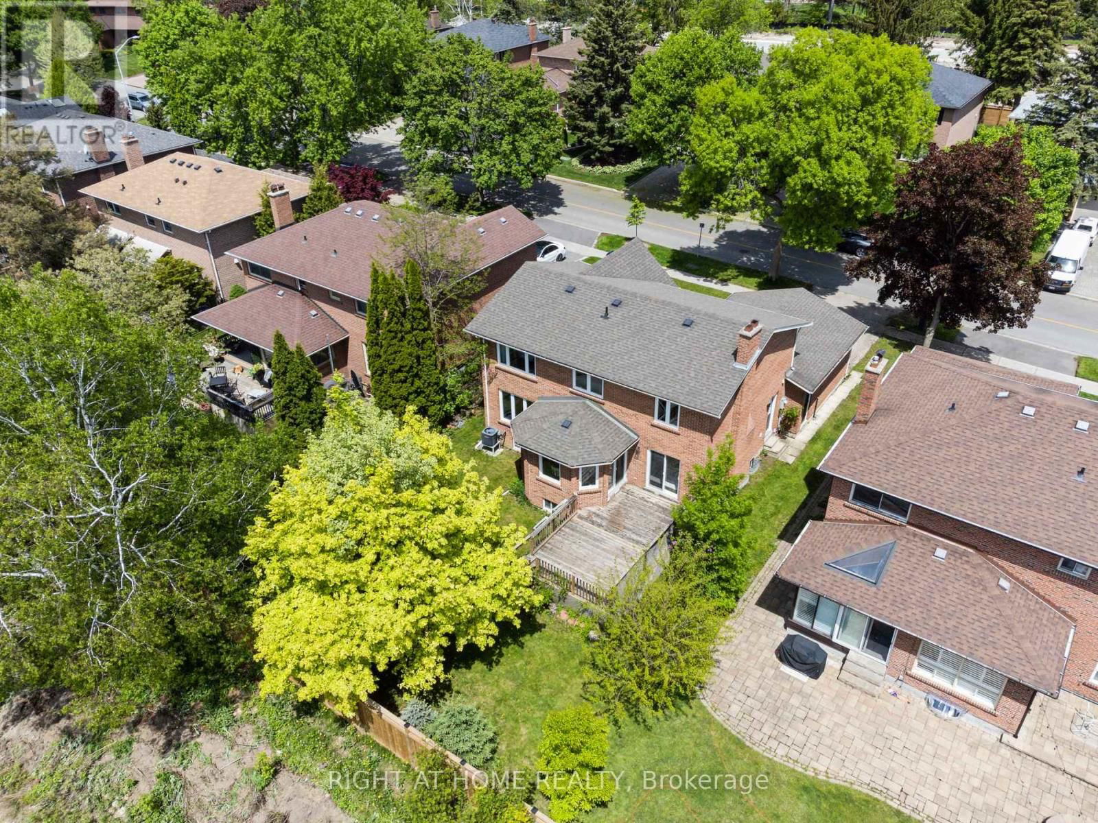 71 GOLF LINKS DRIVE Image 44