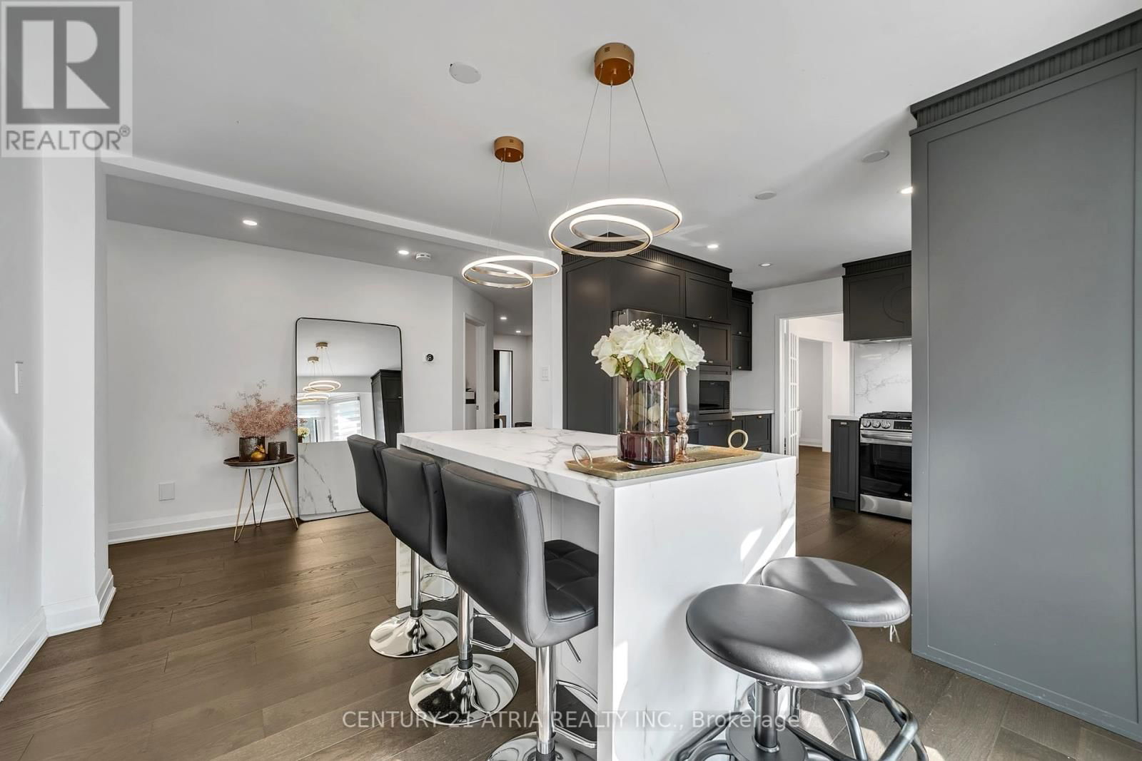 65 WORTHINGTON AVENUE Image 17