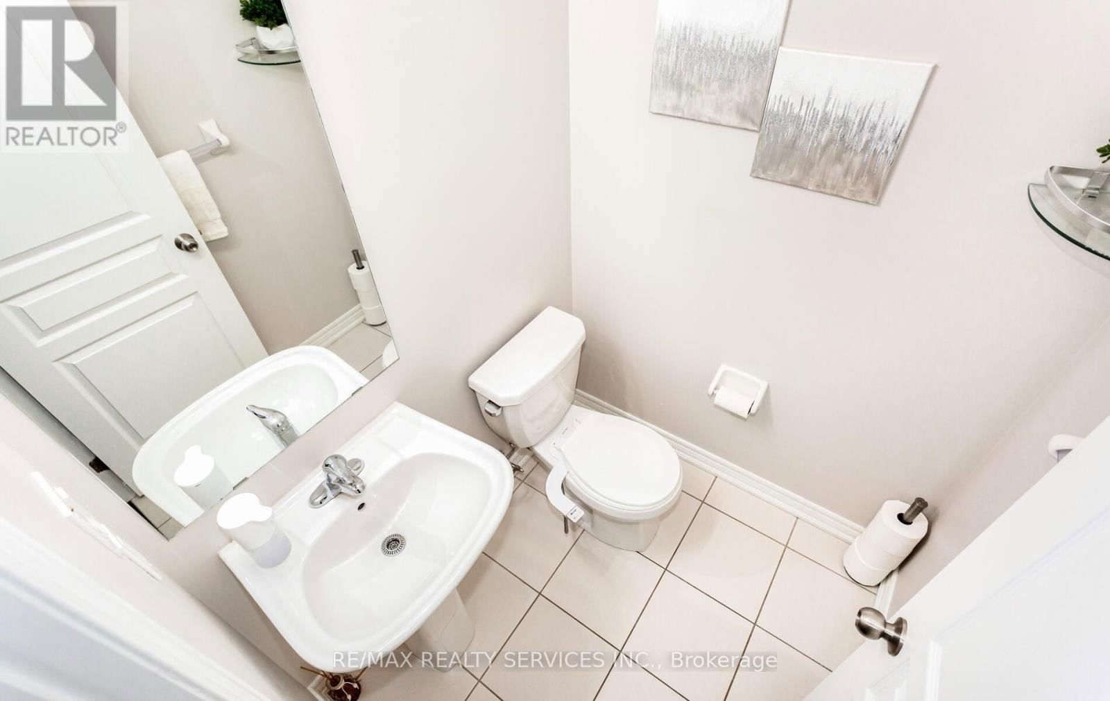 153 ALGOMA DRIVE Image 18
