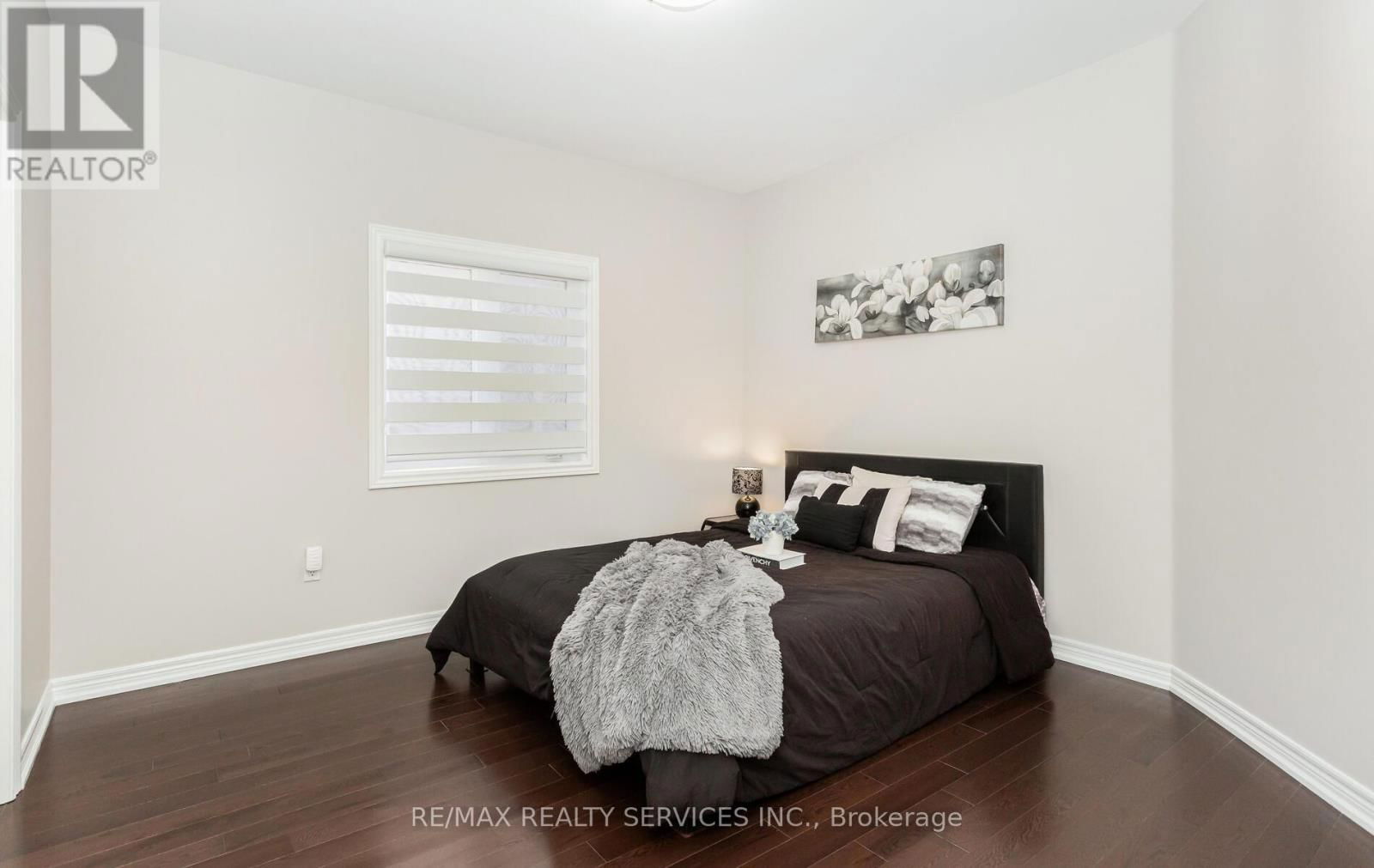 153 ALGOMA DRIVE Image 25
