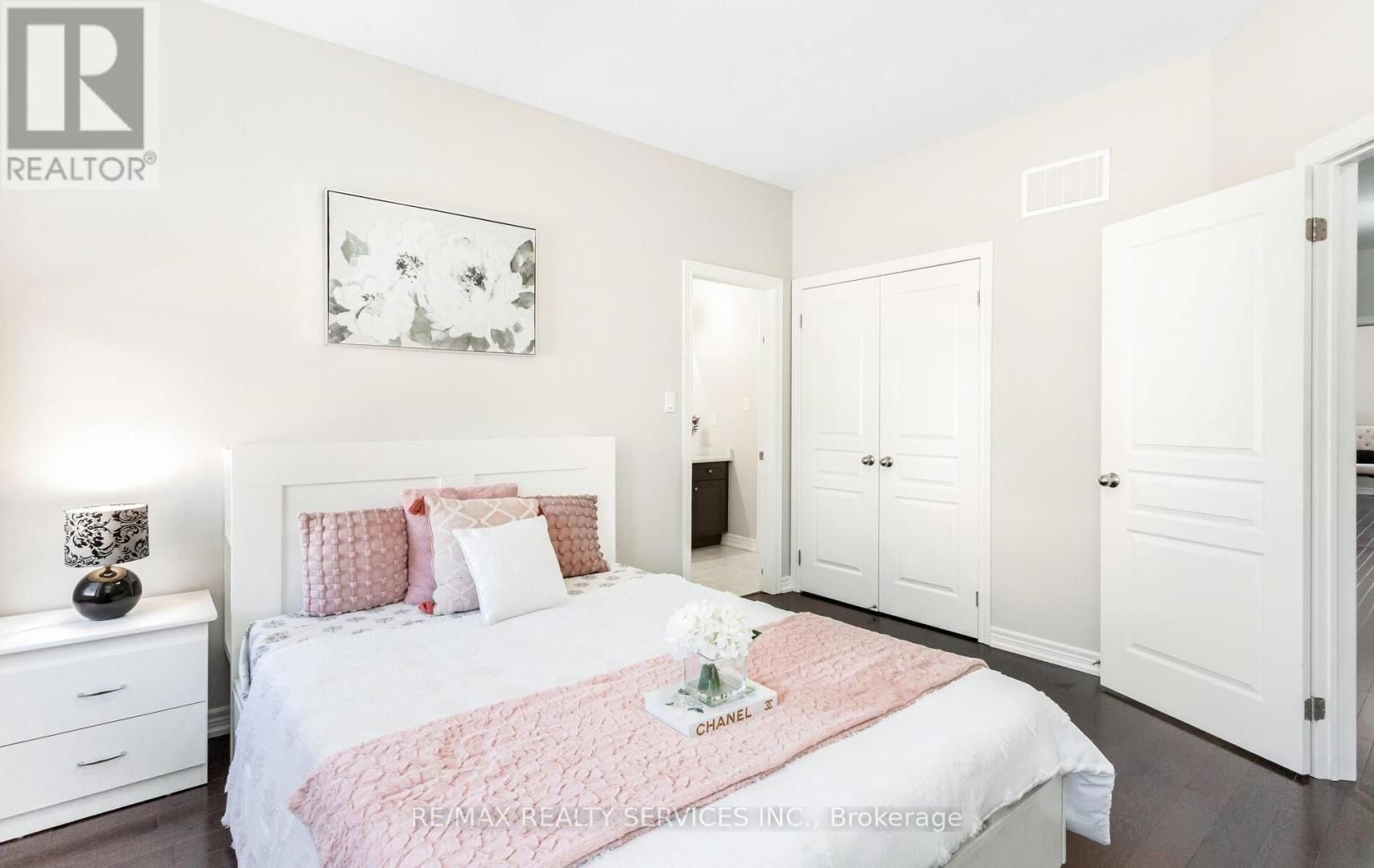 153 ALGOMA DRIVE Image 30