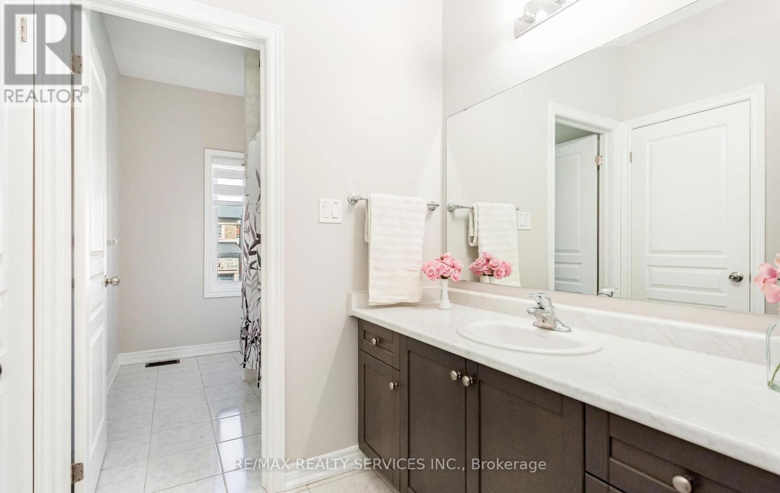 153 ALGOMA DRIVE Image 31