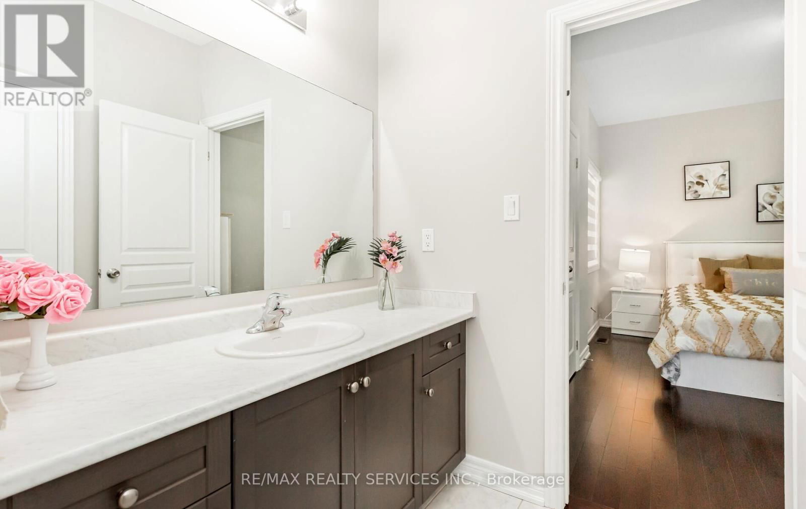 153 ALGOMA DRIVE Image 32