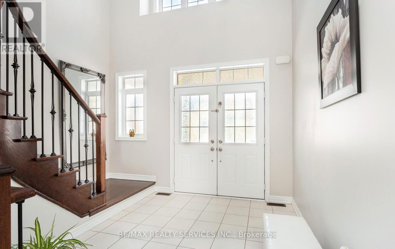 153 ALGOMA DRIVE Image 5