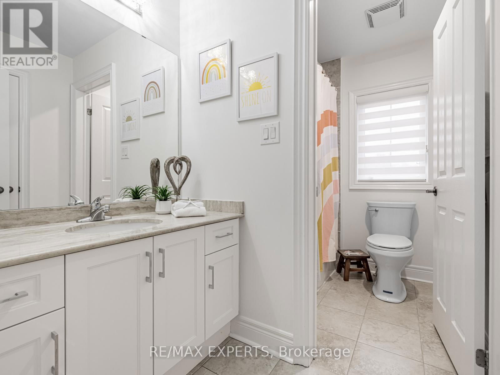 176 SIR STEVENS DRIVE Image 24