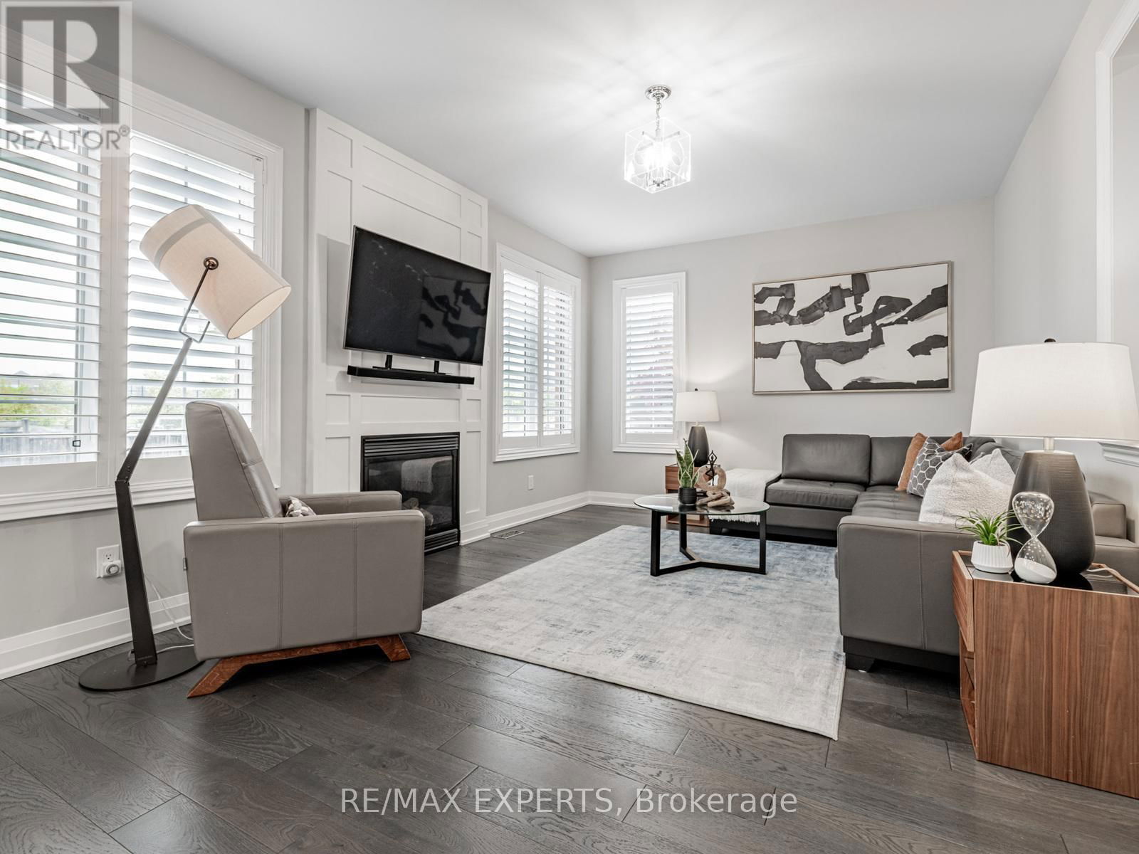 176 SIR STEVENS DRIVE Image 6