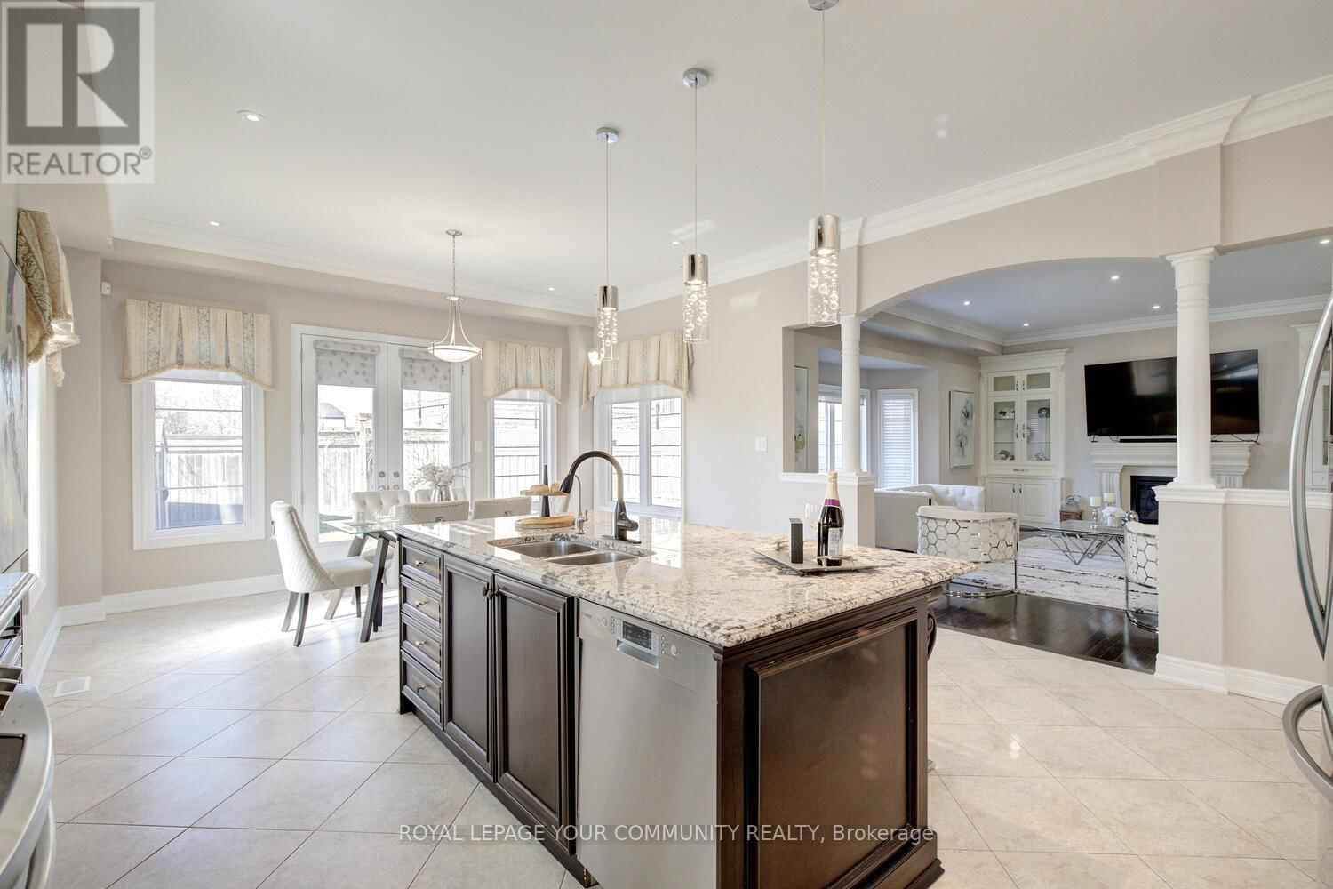 38 ALROB COURT Image 21