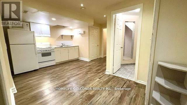 82 ELLESMERE STREET Image 35