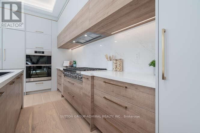 98 BABCOMBE DRIVE Image 11