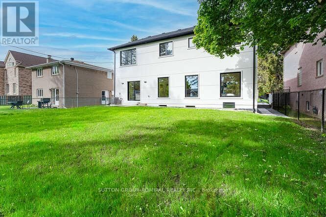 98 BABCOMBE DRIVE Image 39