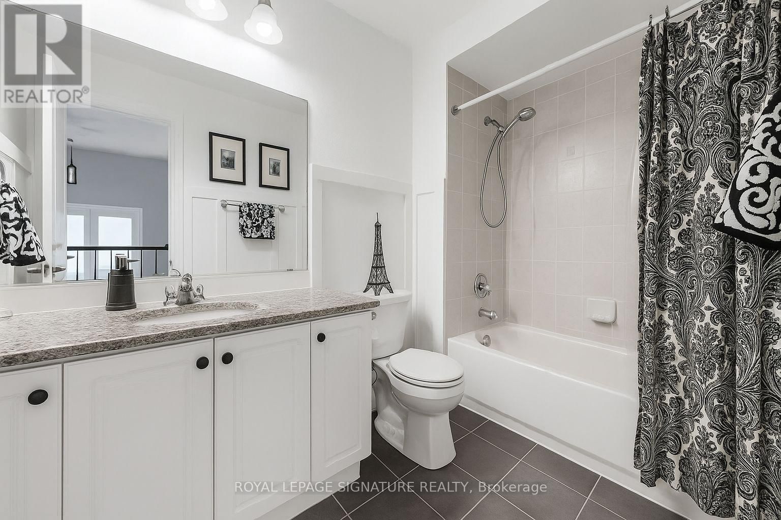 72 AUTUMN GLOW DRIVE Image 20