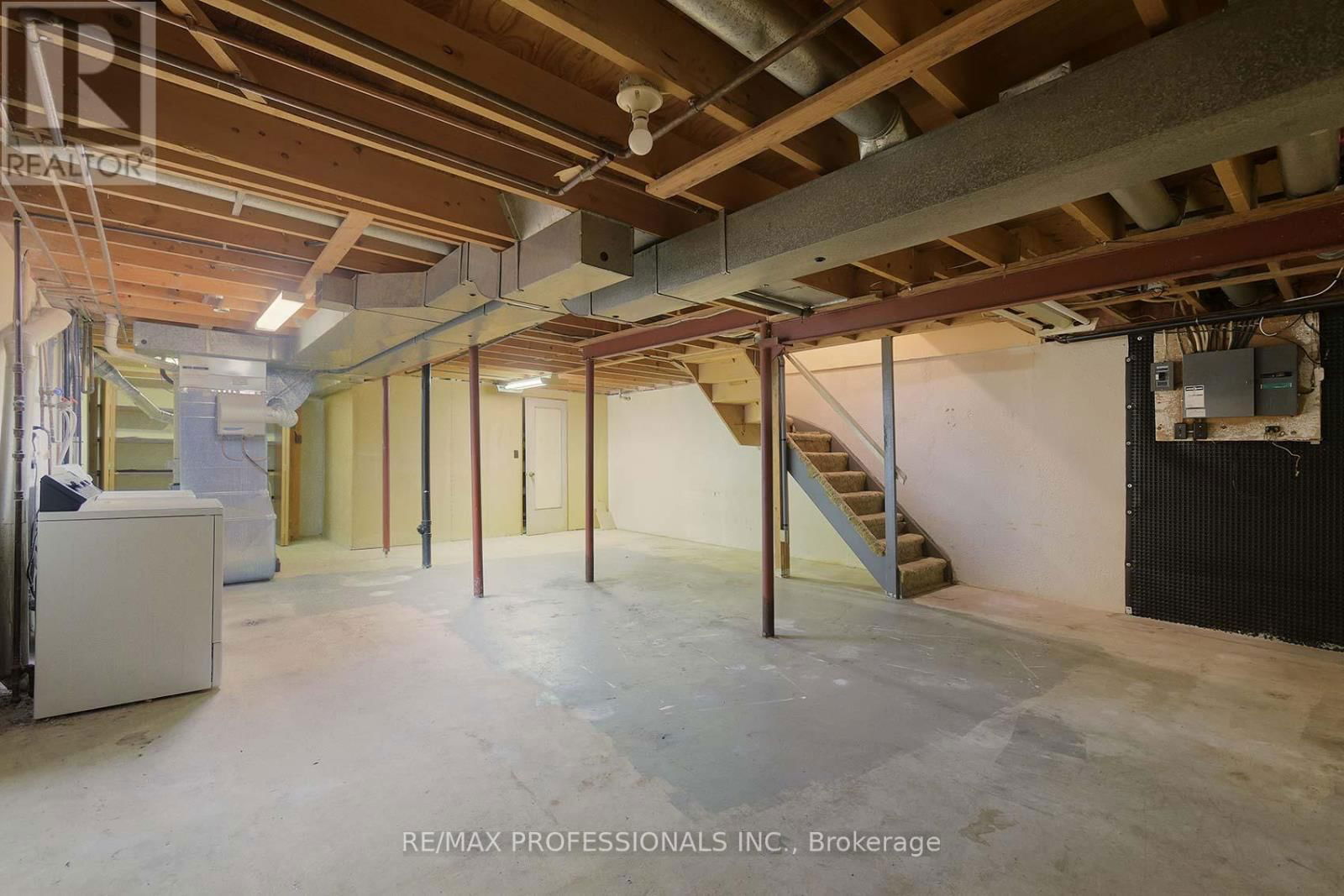 57 DONNAMORA CRESCENT Image 27