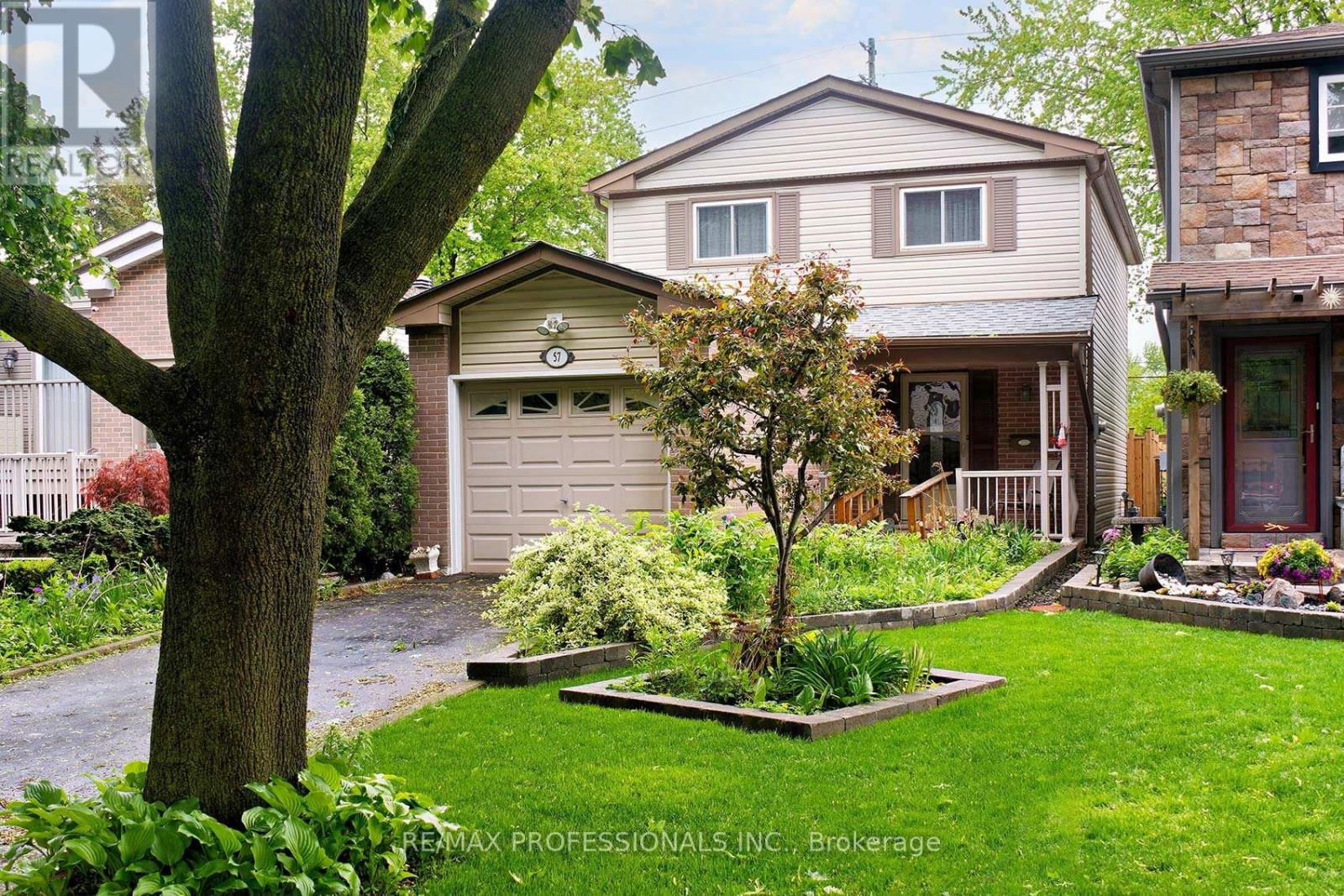 57 DONNAMORA CRESCENT Image 3