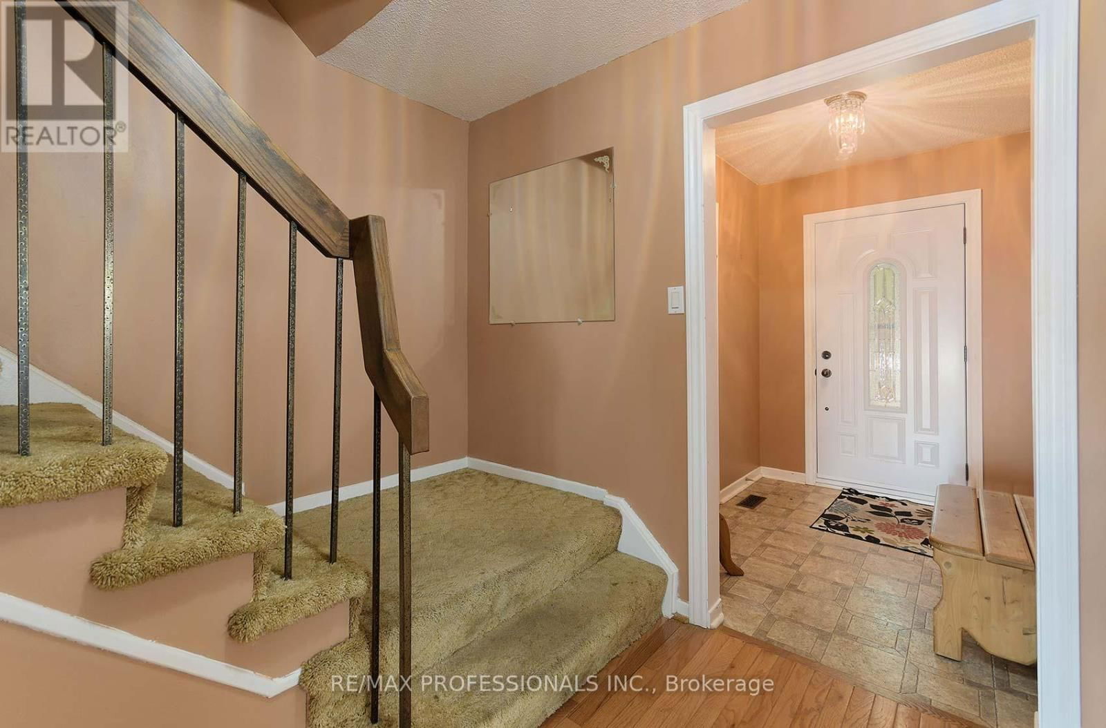 57 DONNAMORA CRESCENT Image 6