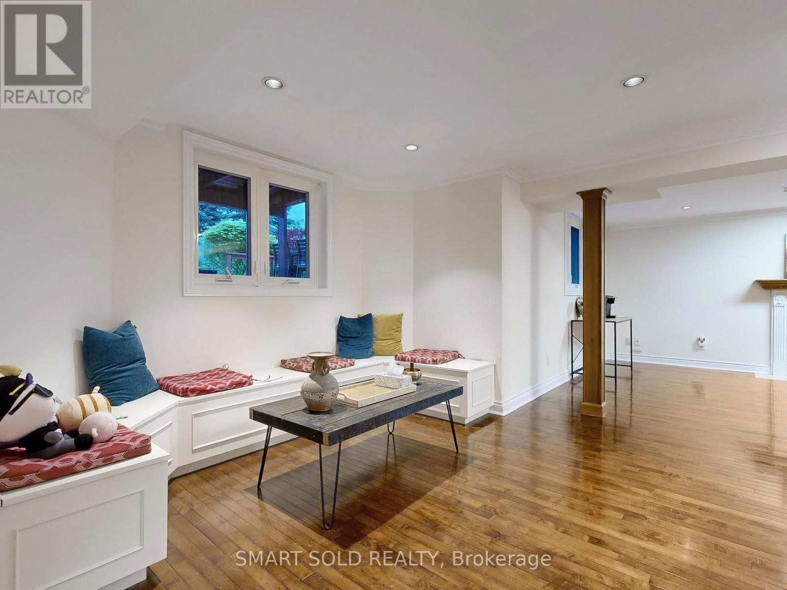 967 COMFORT LANE Image 27