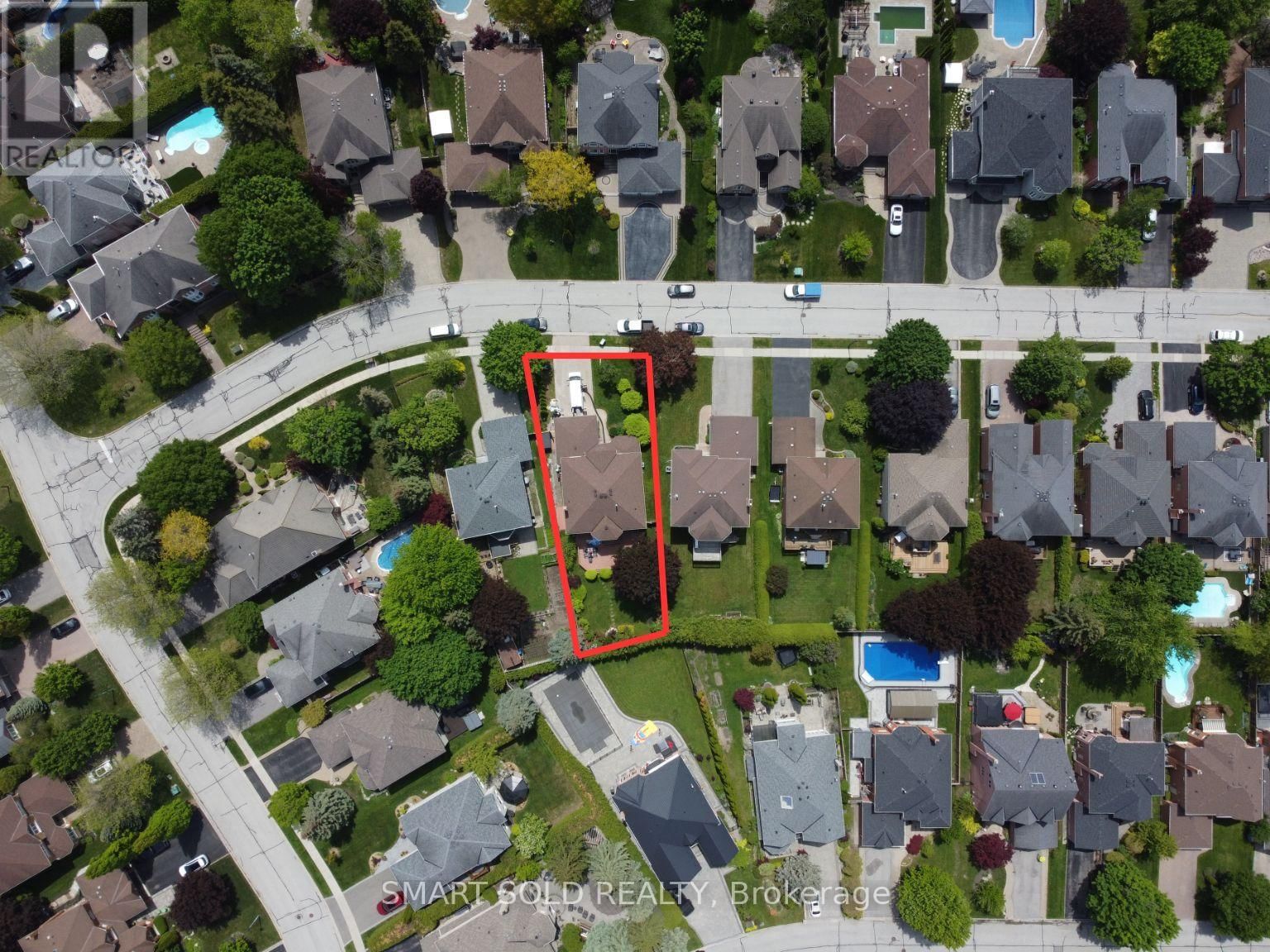 967 COMFORT LANE Image 38