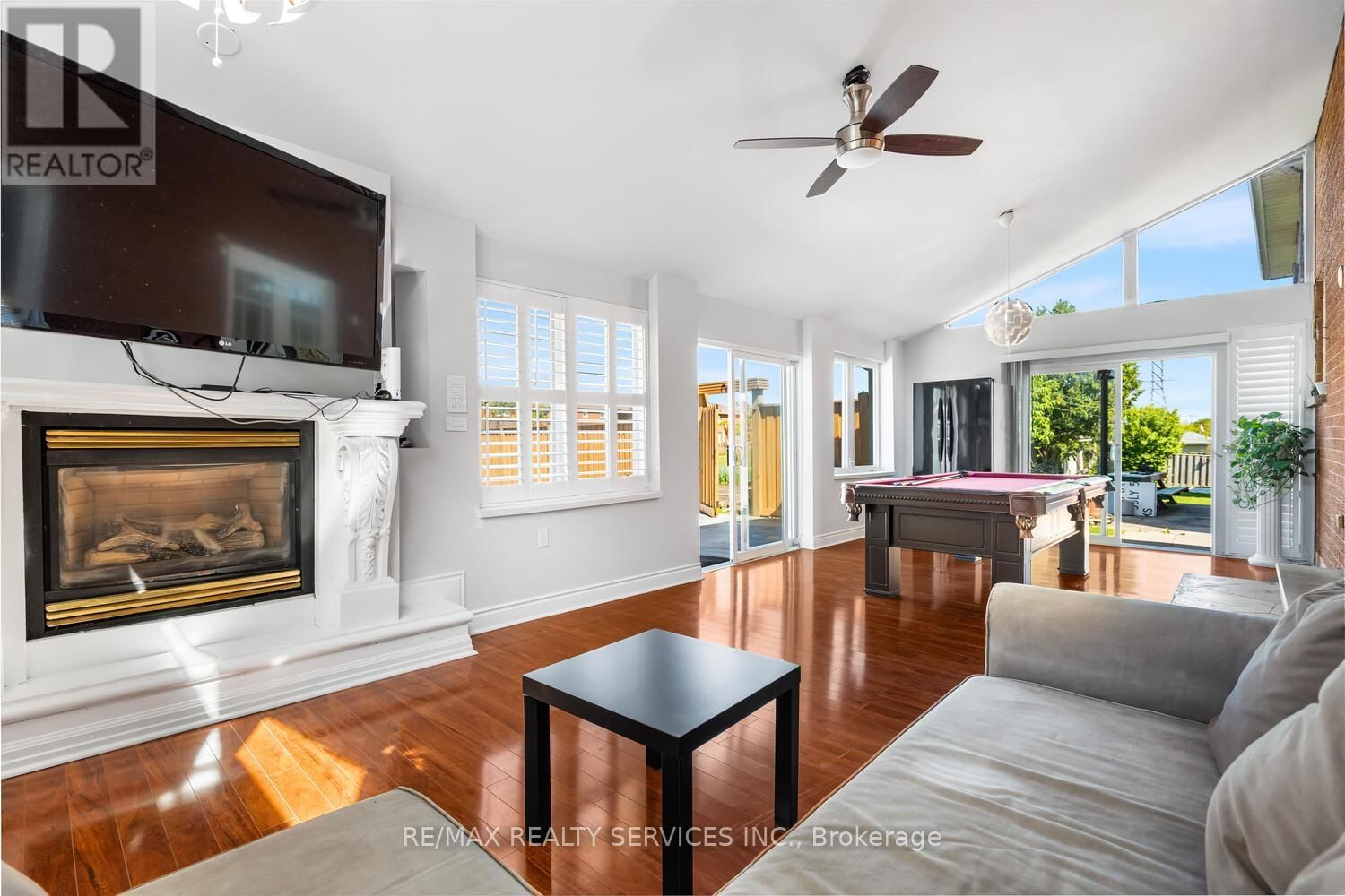 10 GOLD FINCH PLACE Image 18