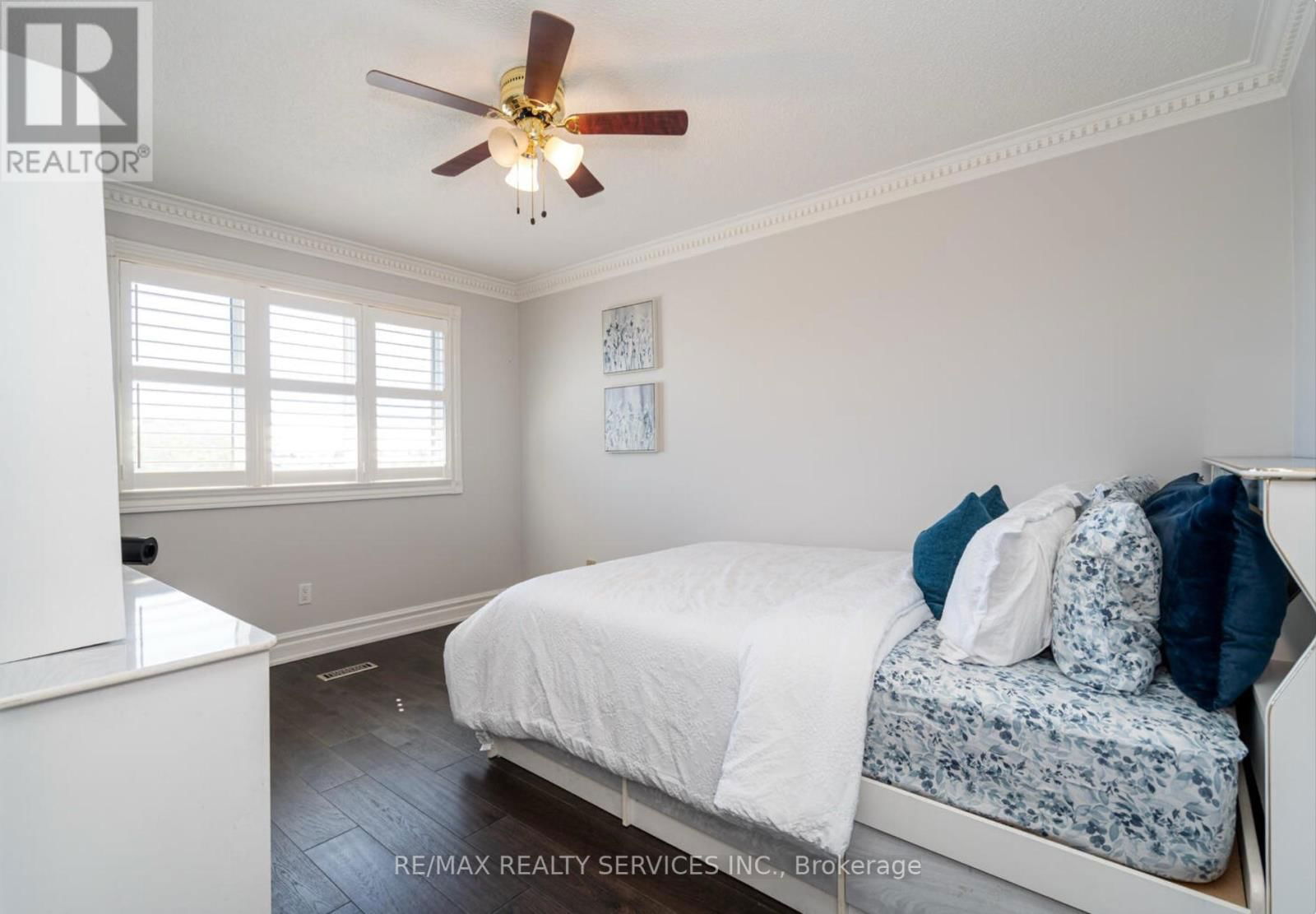 10 GOLD FINCH PLACE Image 34
