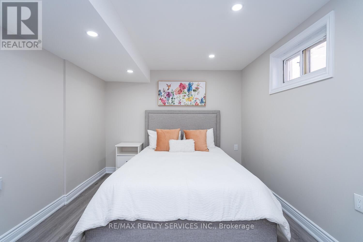 10 GOLD FINCH PLACE Image 46