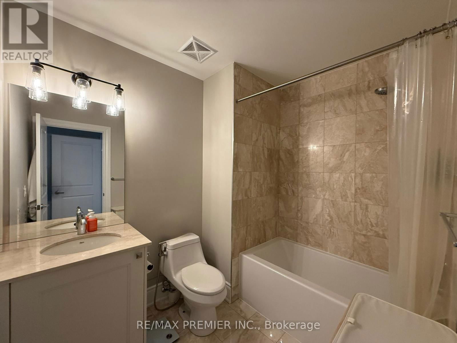 212 - 10360 ISLINGTON AVENUE Image 9