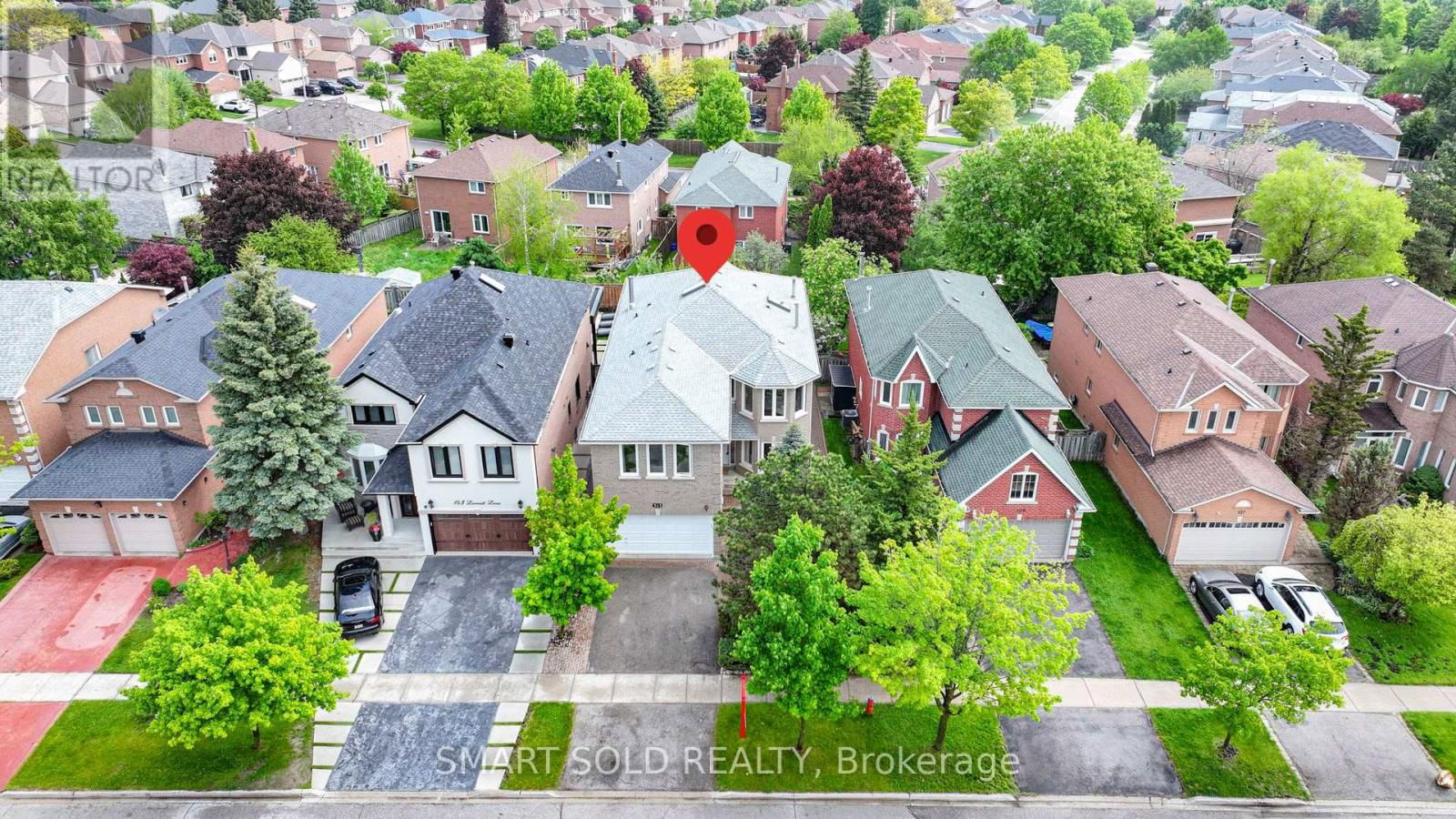 141 LARRATT LANE Image 1