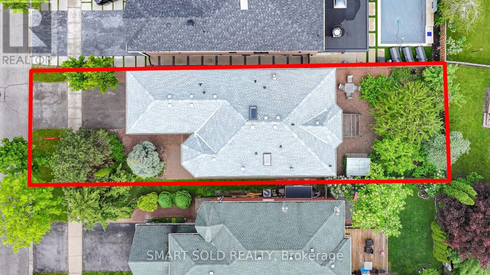 141 LARRATT LANE Image 3