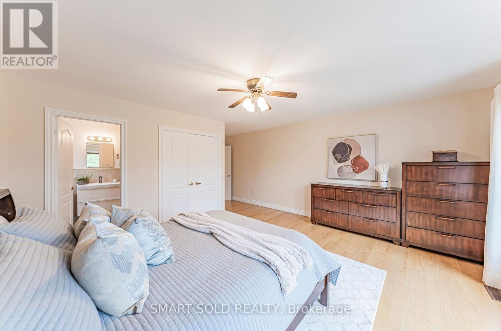 141 LARRATT LANE Image 34