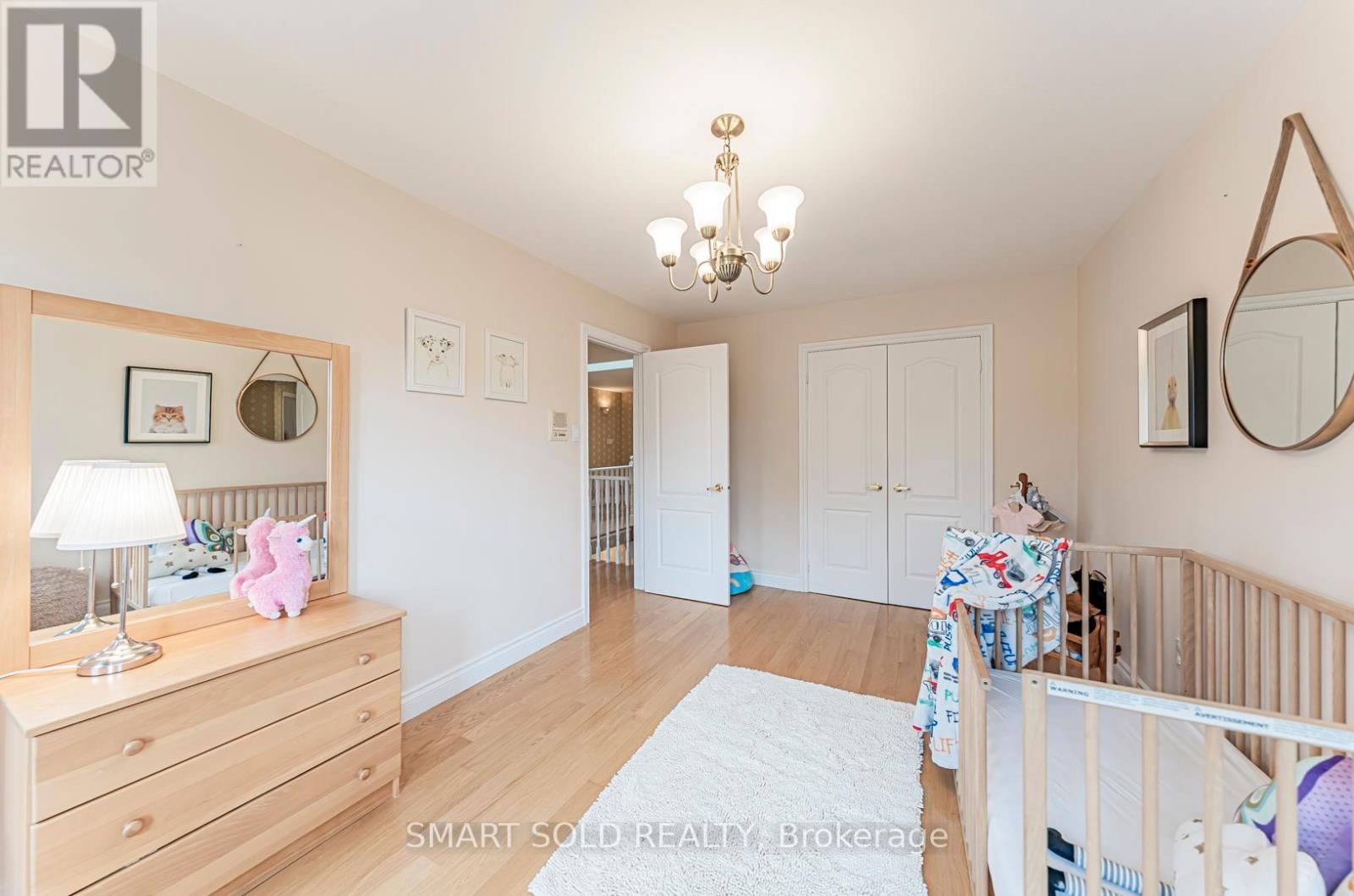 141 LARRATT LANE Image 37