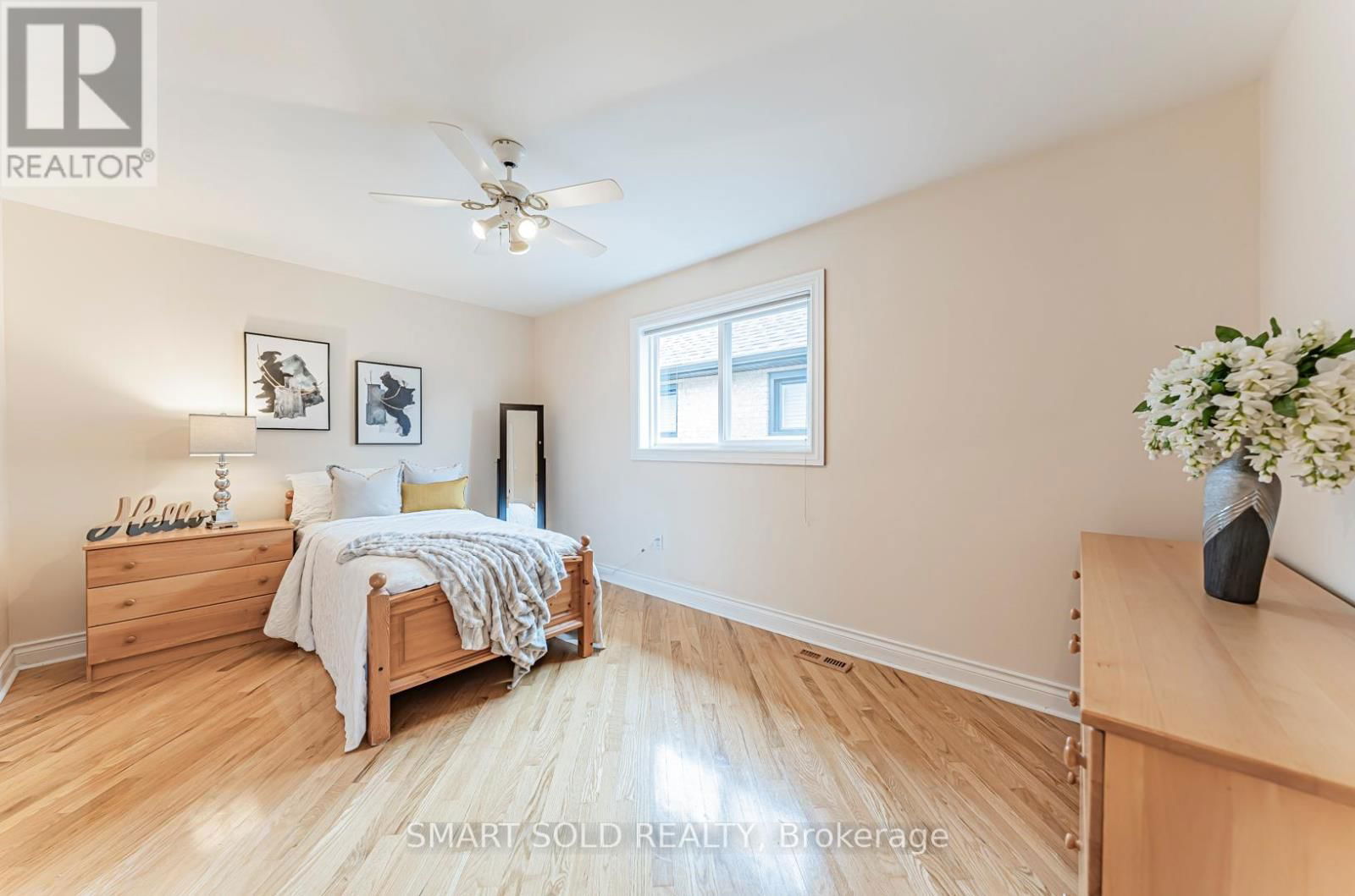 141 LARRATT LANE Image 38