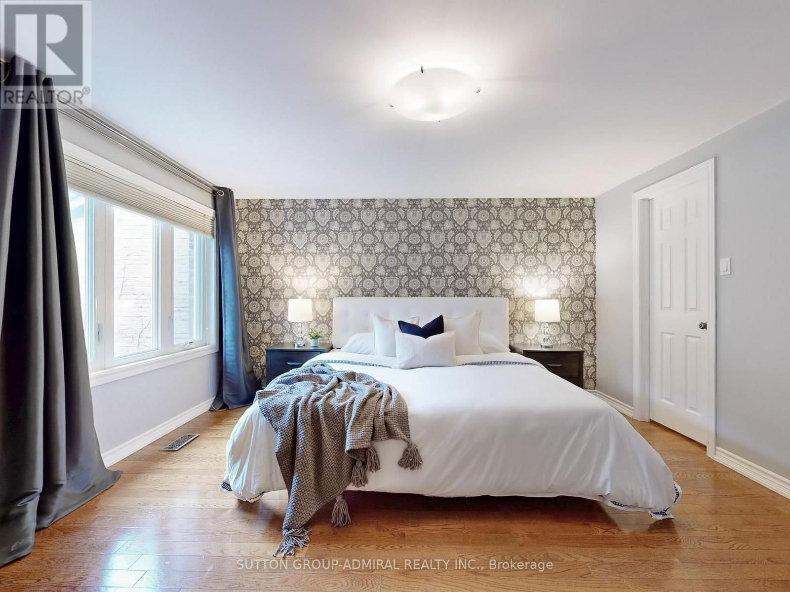 57 PETER ANDREW CRESCENT Image 30