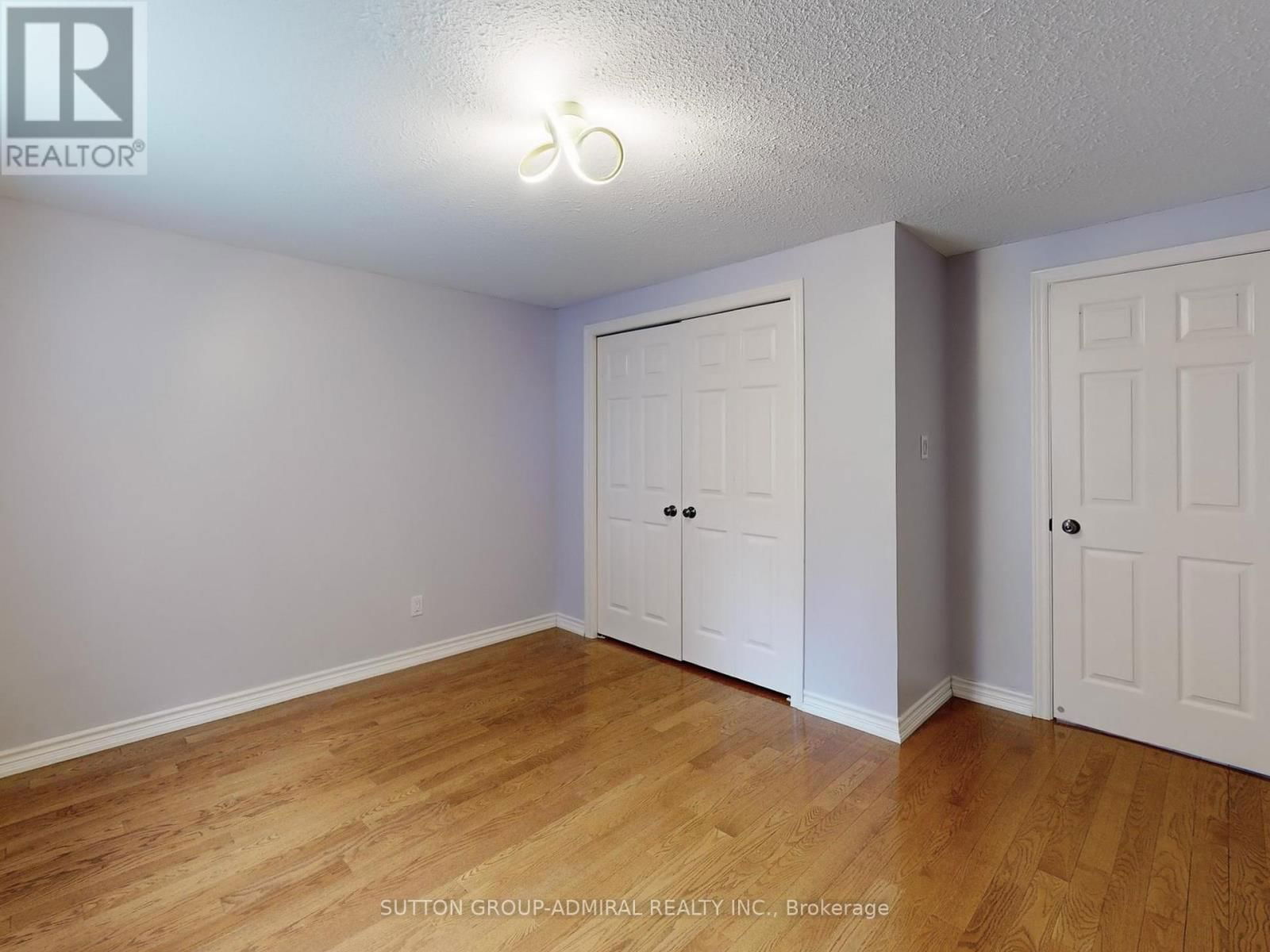 57 PETER ANDREW CRESCENT Image 35