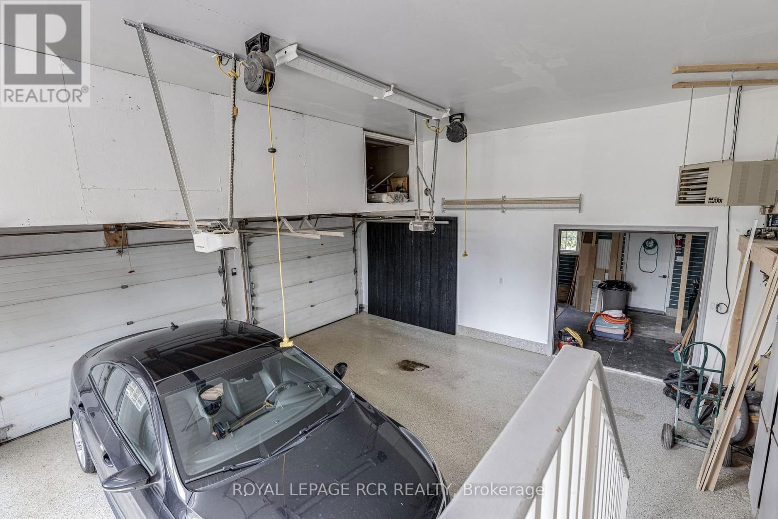 1 LORMIK DRIVE Image 25