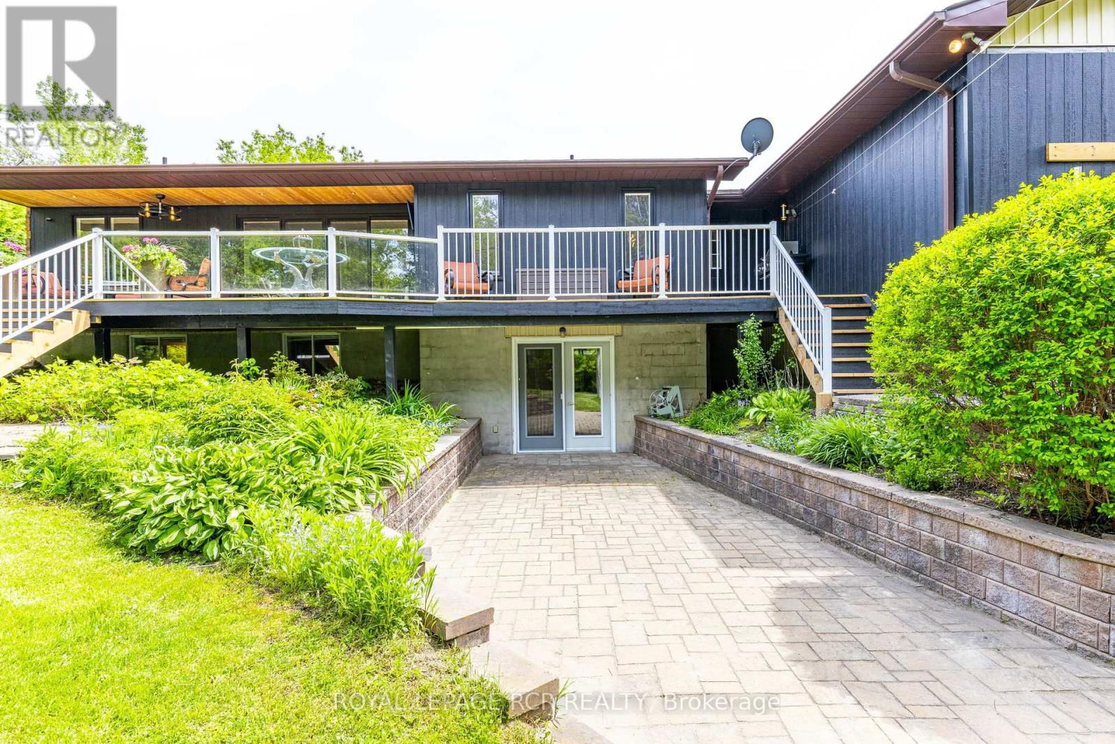 1 LORMIK DRIVE Image 42