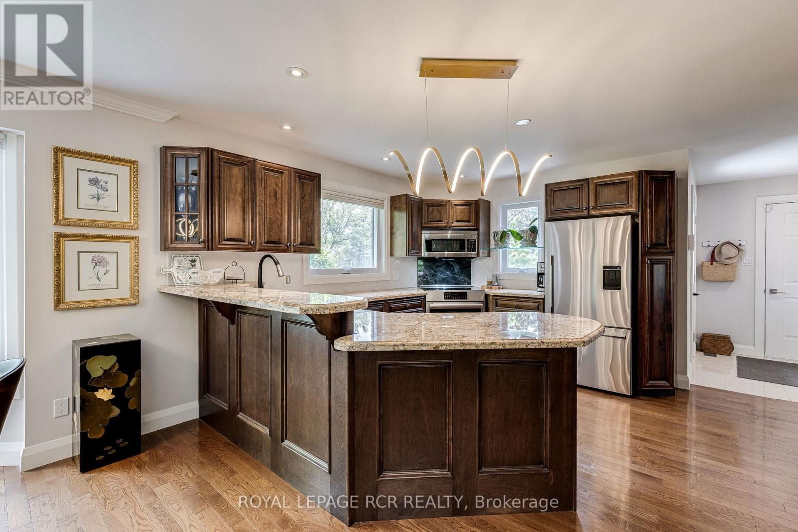 1 LORMIK DRIVE Image 8