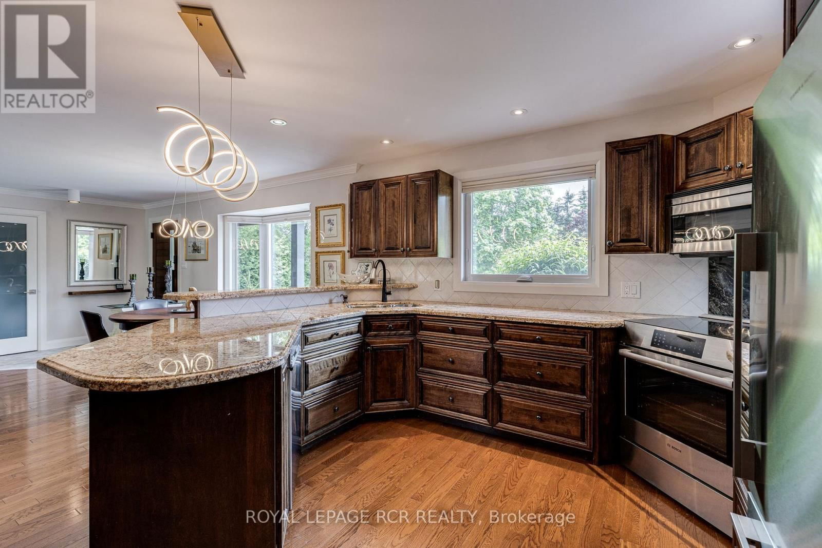 1 LORMIK DRIVE Image 9