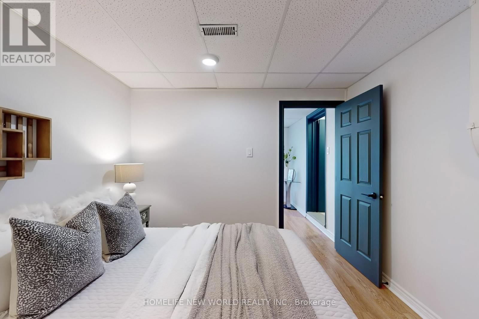 285 LORNE AVENUE Image 37