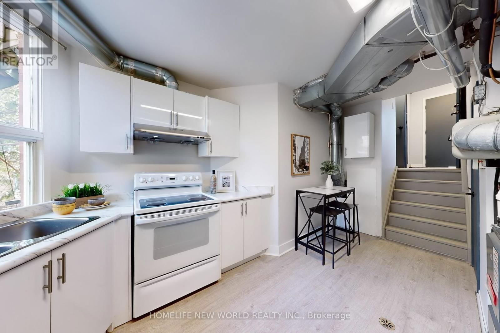 285 LORNE AVENUE Image 39