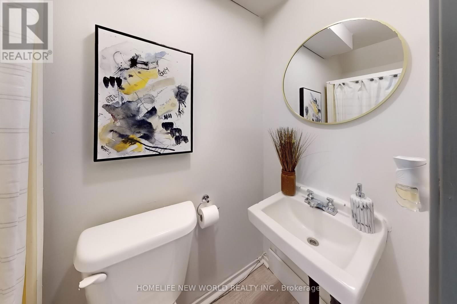 285 LORNE AVENUE Image 42
