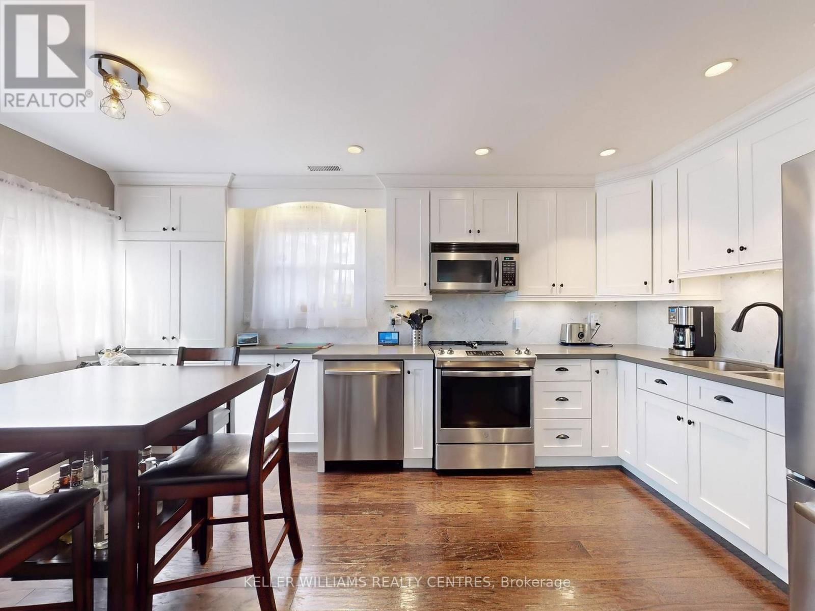 794 WILLOW AVENUE Image 11