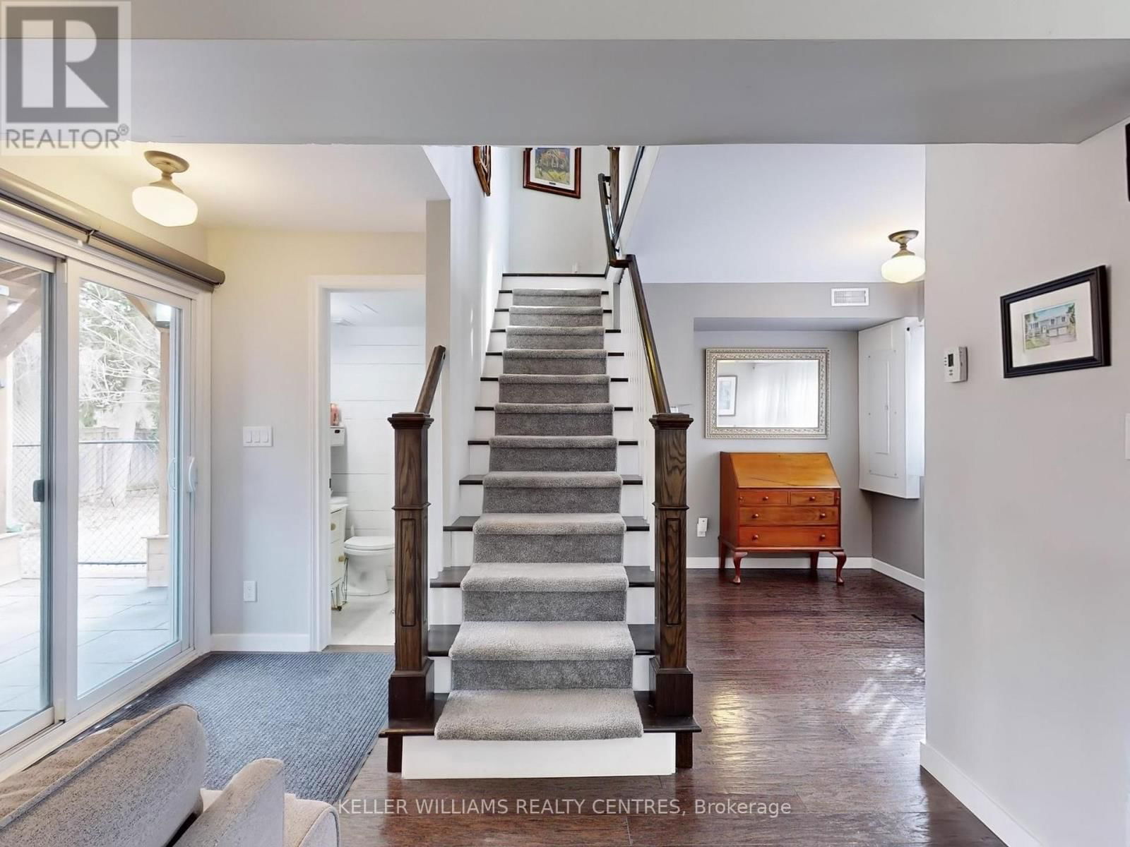 794 WILLOW AVENUE Image 17