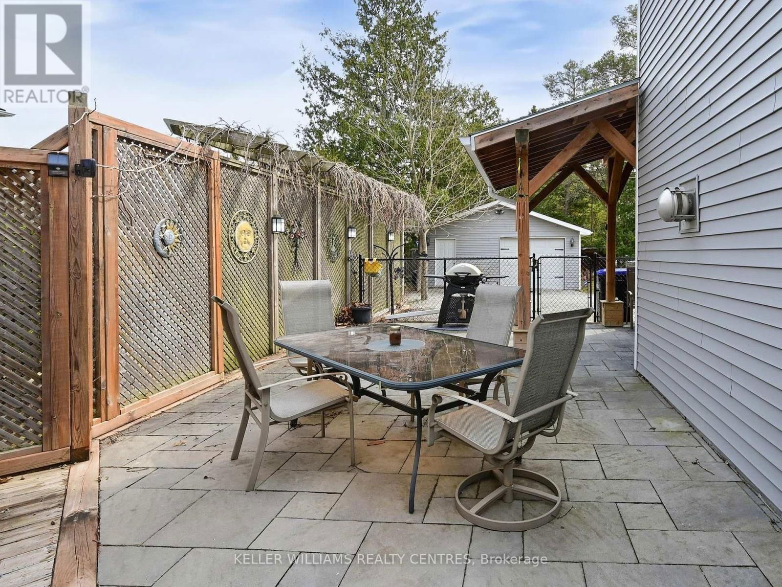 794 WILLOW AVENUE Image 36