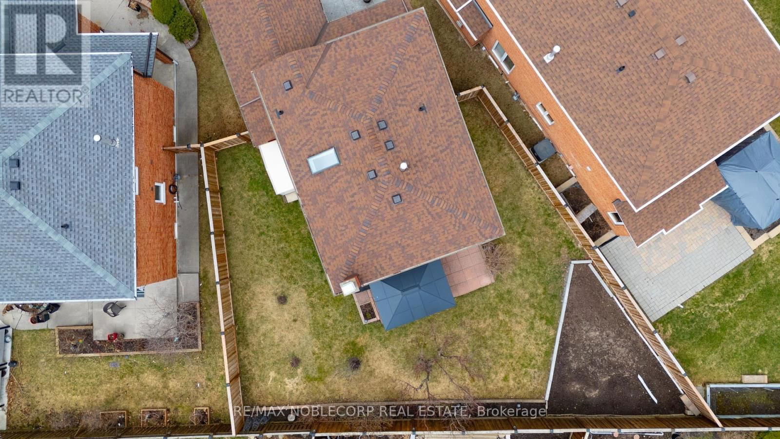 5 MATT COURT Image 29