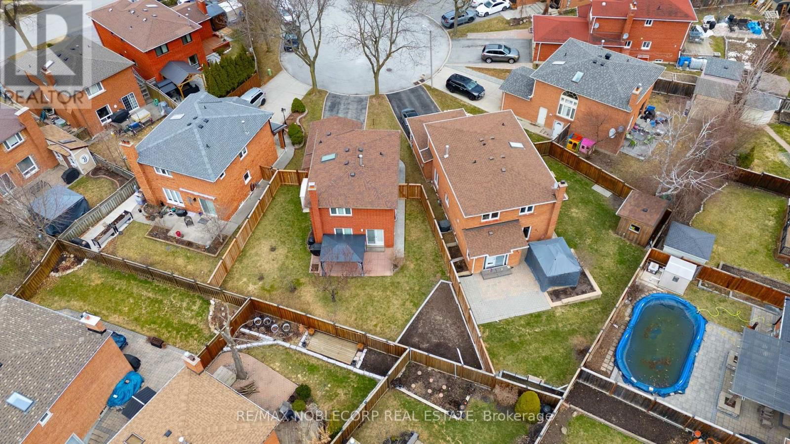 5 MATT COURT Image 33