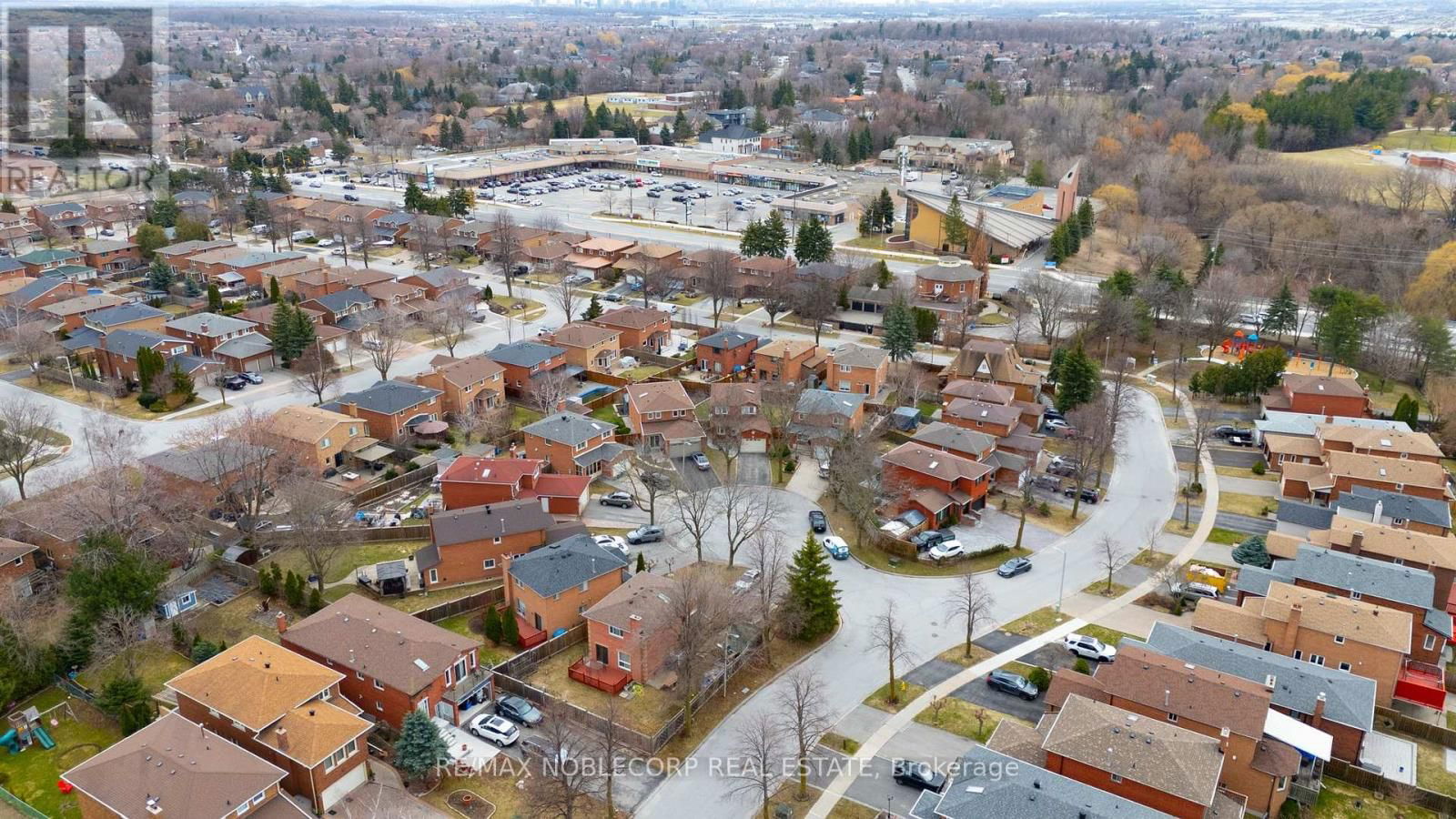 5 MATT COURT Image 34